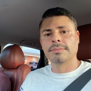 Meet your Posher, Diego